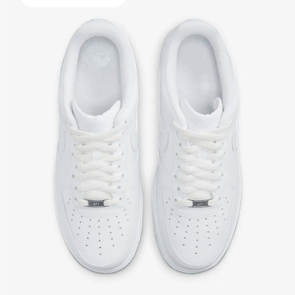 Brand new Nike Air Force One Men 9 - Picture 6 of 6